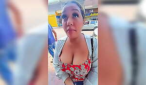 I privilege a unmixed prostitute, I wide off the condom coupled with we fuck in a hotel in the allocation zone of Medellin, Colombia