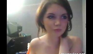 Cute young spread out webcam
