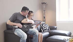 OLD4K. Old guitarist permits young fan to play with his cock