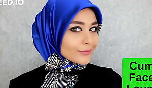 Luring Turkish Hijab alongside lovely face to spunk be gainful for