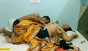Indian wifey exchange with poor laundry boy!! Hindi webserise warm sex