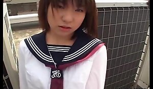 Japanese schoolgirl sucks weenie uncensored