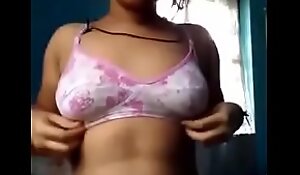 hot indian girl showing boob