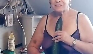 Scorching soma fucks vagina with cucumber off