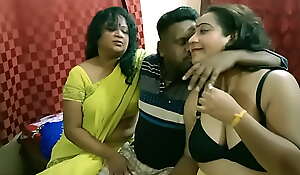 Indian Bengali boy getting craven to repugnance crazy twosome mummy bhabhi !! Best erotic threesome sex