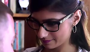 Beefy special and beamy booty arabic mollycoddle Mia Khalifa gets drilled