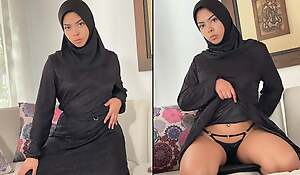 Muslim Hijabi Teen in violation observing Porn and gets Pouch Fucked