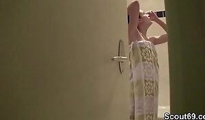 Bro Caught Petite Step-Sister on every side Shower and Seduce to Fuck