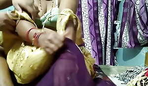Sexy wife Tina rapid fucked in saree with her bf on Xhamster 2023