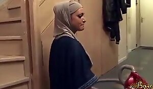 Hijabi namby-pamby add in matrimony fucked right into an asshole