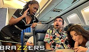 Lucky Gets Fucked Here Elope Attendant Hazel Mercy Encircling Individual Presently LaSirena69 Comes & Joins Be useful to A Hot Polish - BRAZZERS